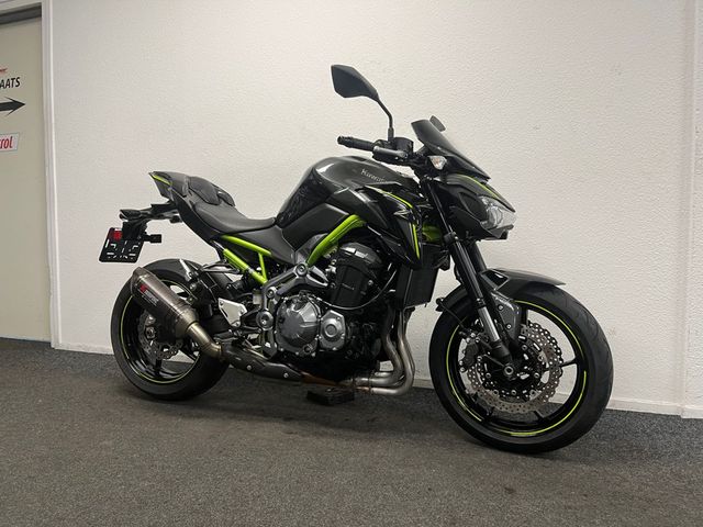 kawasaki - z900