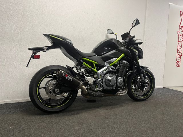 kawasaki - z900