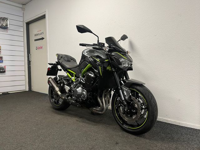 kawasaki - z900