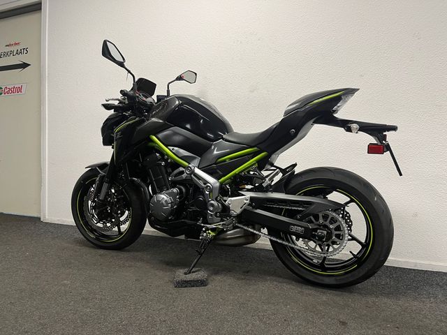 kawasaki - z900