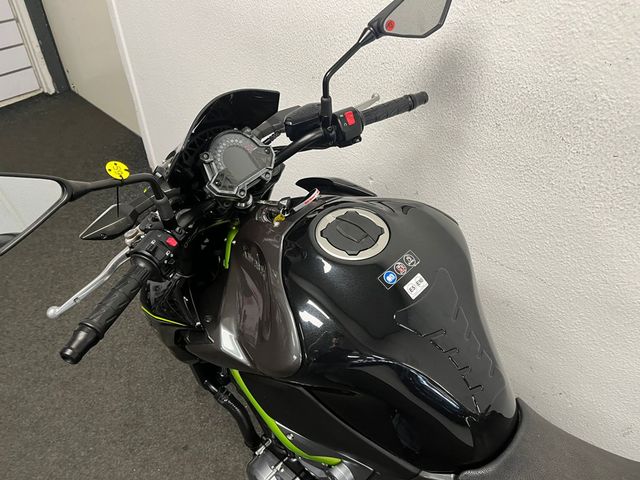 kawasaki - z900