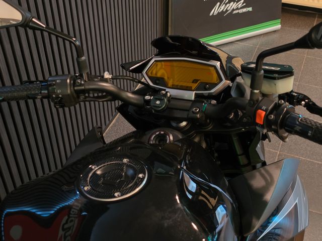 kawasaki - z1000-abs
