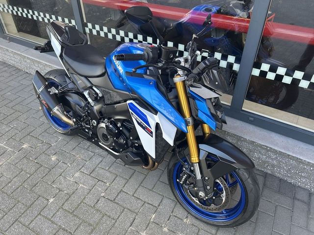 suzuki - gsx-s-1000-street-x-treme