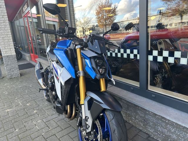 suzuki - gsx-s-1000-street-x-treme