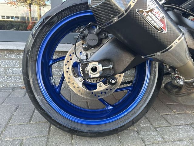 suzuki - gsx-s-1000-street-x-treme