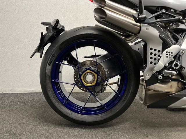 mv-agusta - brutale-1000-rr-assen