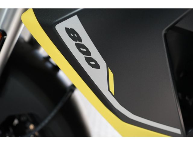 suzuki - v-strom-800