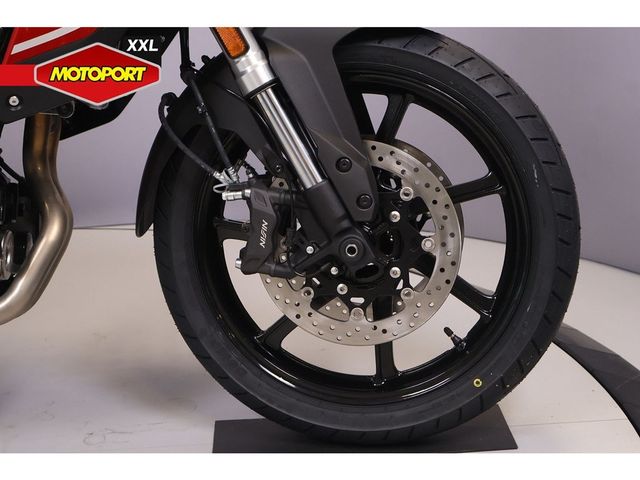 suzuki - v-strom-800