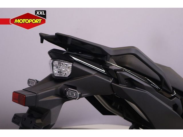 suzuki - v-strom-800