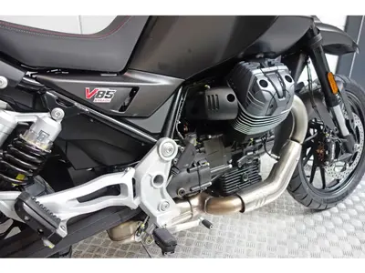 MOTO GUZZI V 85 STRADA – foto 4