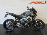 YAMAHA MT 09