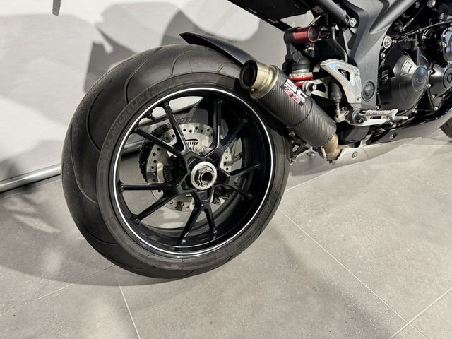 triumph - speed-triple-1050