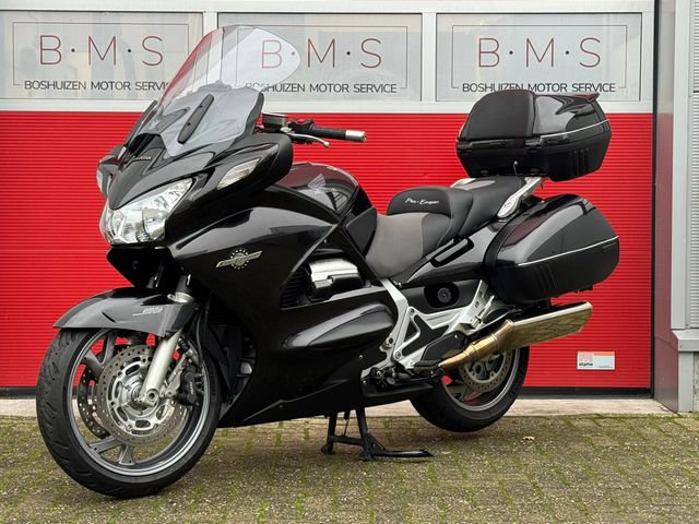 honda - st-1300-pan-european