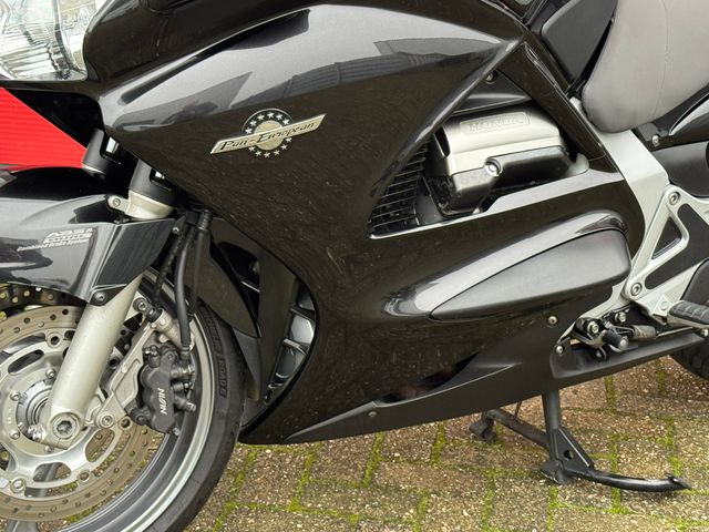 honda - st-1300-pan-european