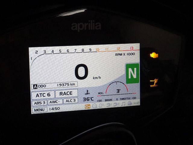 aprilia - tuono-v4-1100-rr