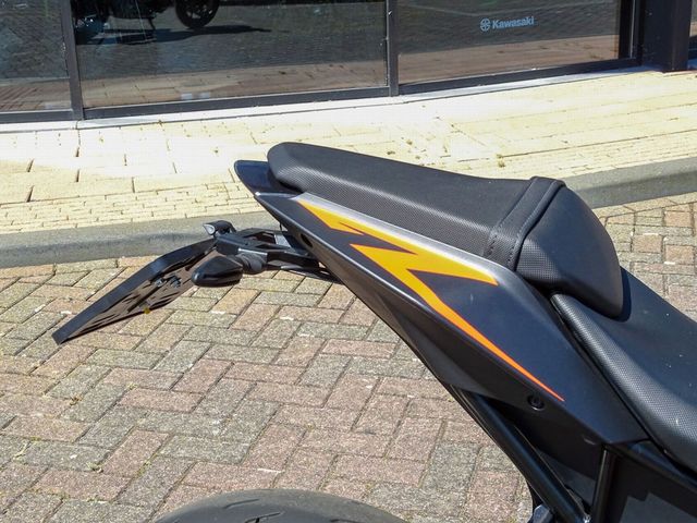 ktm - 1290-super-duke-r