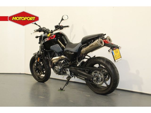 yamaha - mt-03