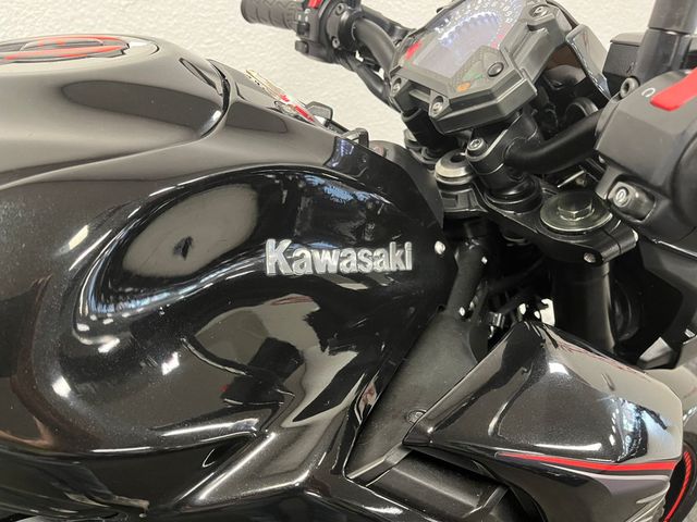 kawasaki - z900