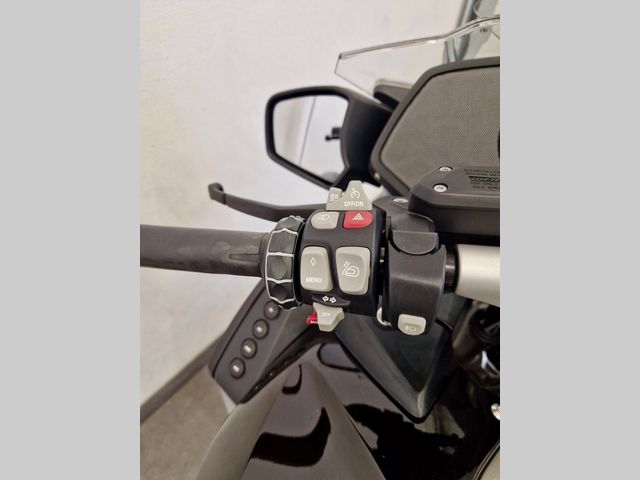 bmw - r-1200-rt-lc