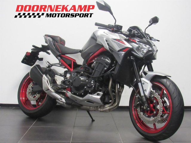 kawasaki - z900