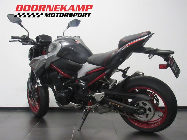 kawasaki - z900