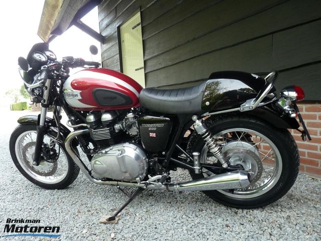 triumph - thruxton-900