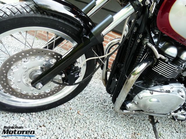 triumph - thruxton-900