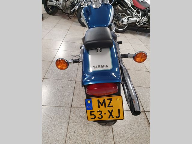 yamaha - xvs-650-a-dragstar-classic