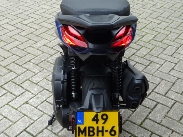piaggio - beverly-400