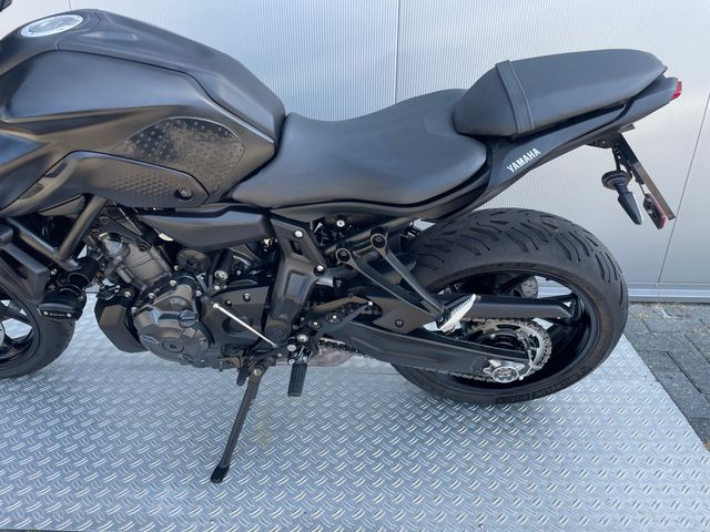 yamaha - mt-07-abs