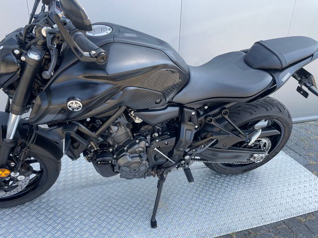 yamaha - mt-07-abs
