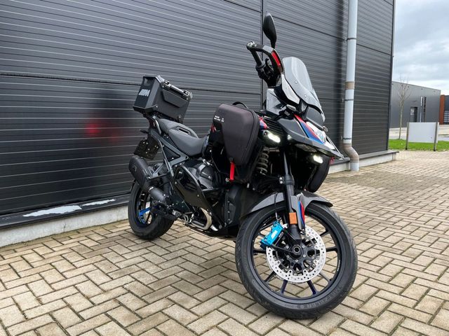 bmw - r-1300-gs-adventure