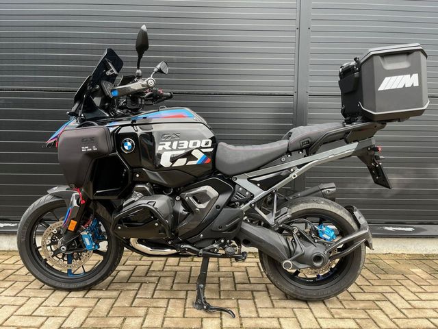 bmw - r-1300-gs-adventure