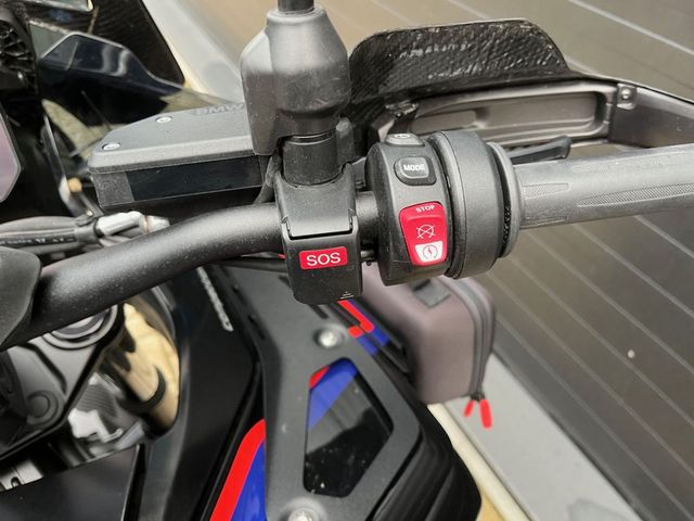 bmw - r-1300-gs-adventure