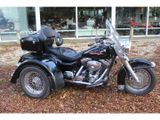 HARLEY-DAVIDSON ROAD KING FLHR