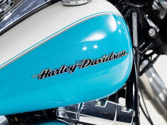 harley-davidson - softail-deluxe-flstn