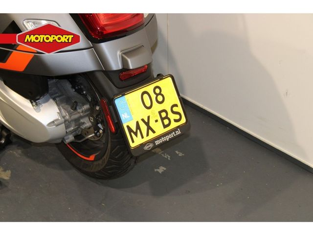 vespa - gts-supersport-310