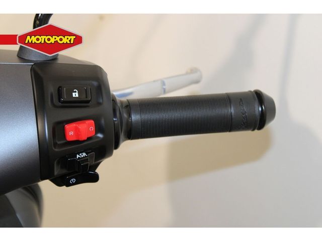 vespa - gts-supersport-310