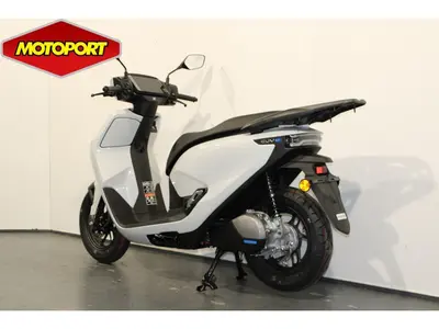 HONDA CUV E – foto 4