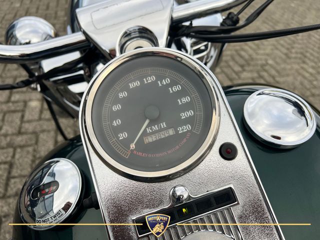 harley-davidson - road-king-flhri