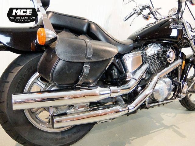 honda - vt-1100-c-shadow