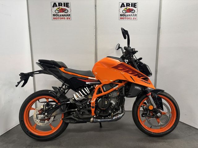 ktm - 390-duke-abs