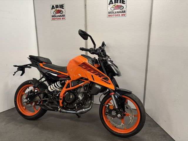 ktm - 390-duke-abs