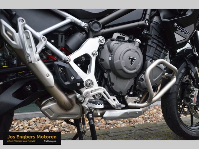 triumph - tiger-1200-gt-pro