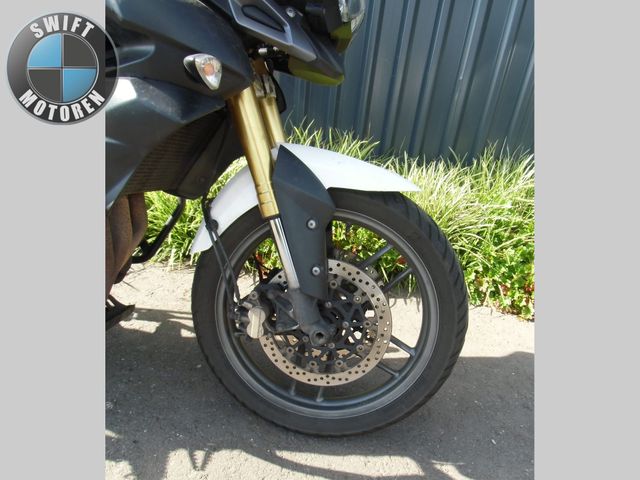 triumph - tiger-800