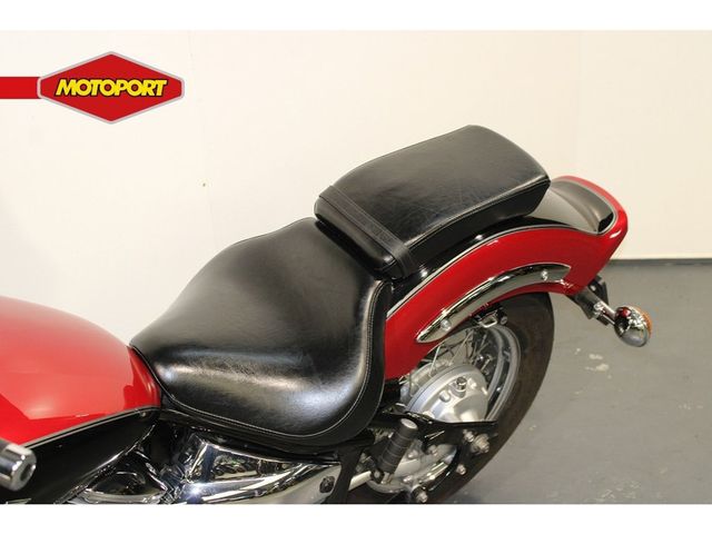 yamaha - xvs-1100-dragstar