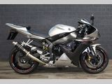 YAMAHA YZF R1