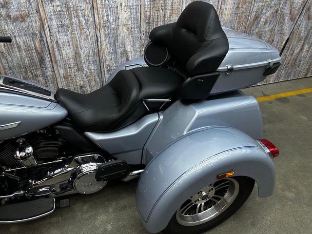 harley-davidson - tri-glide-ultra-114