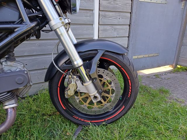 ducati - monster-620