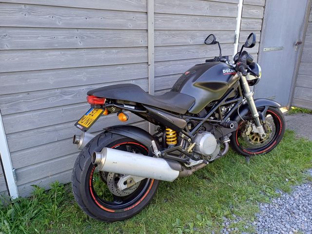 ducati - monster-620